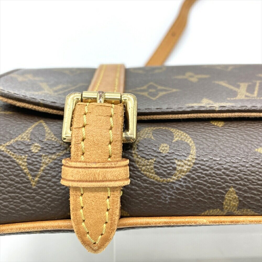 LOUIS VUITTON Brown Monogram Canvas Pochette Shoulder Bag - Picture 9 of 10